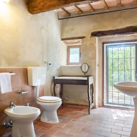 Secluded Holiday In With Swimming Pool * 페루자